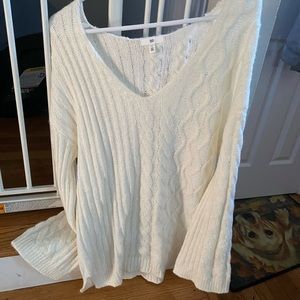 B.P sweater white size small